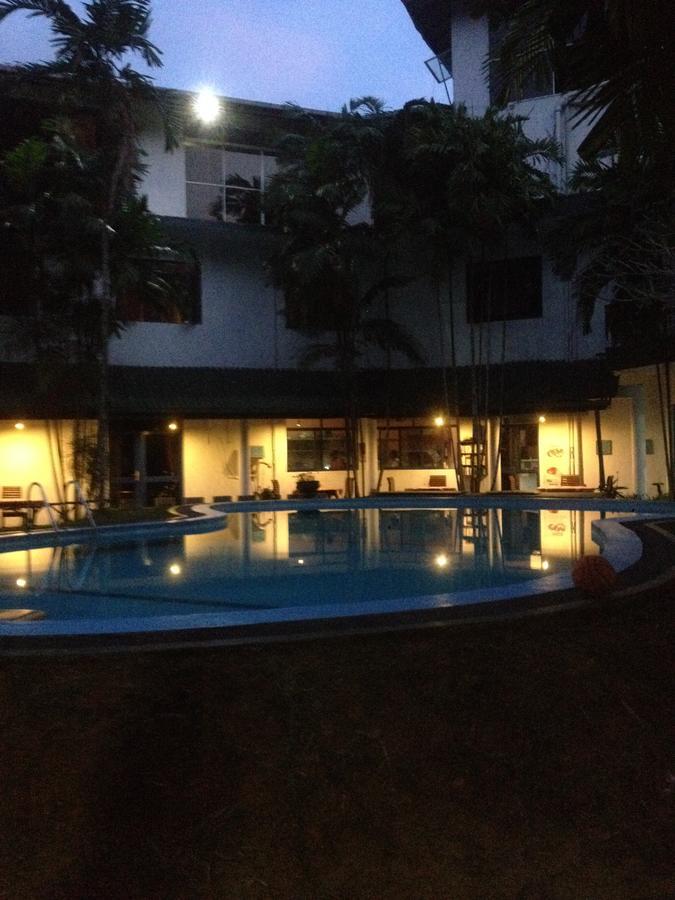 Bavarian Guest House Beruwala Exterior foto